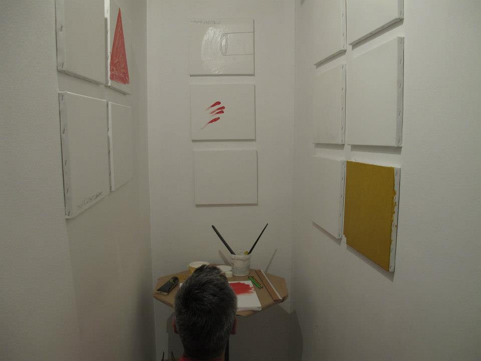 Milan Nešić slika u Šok galeriji, 2012.